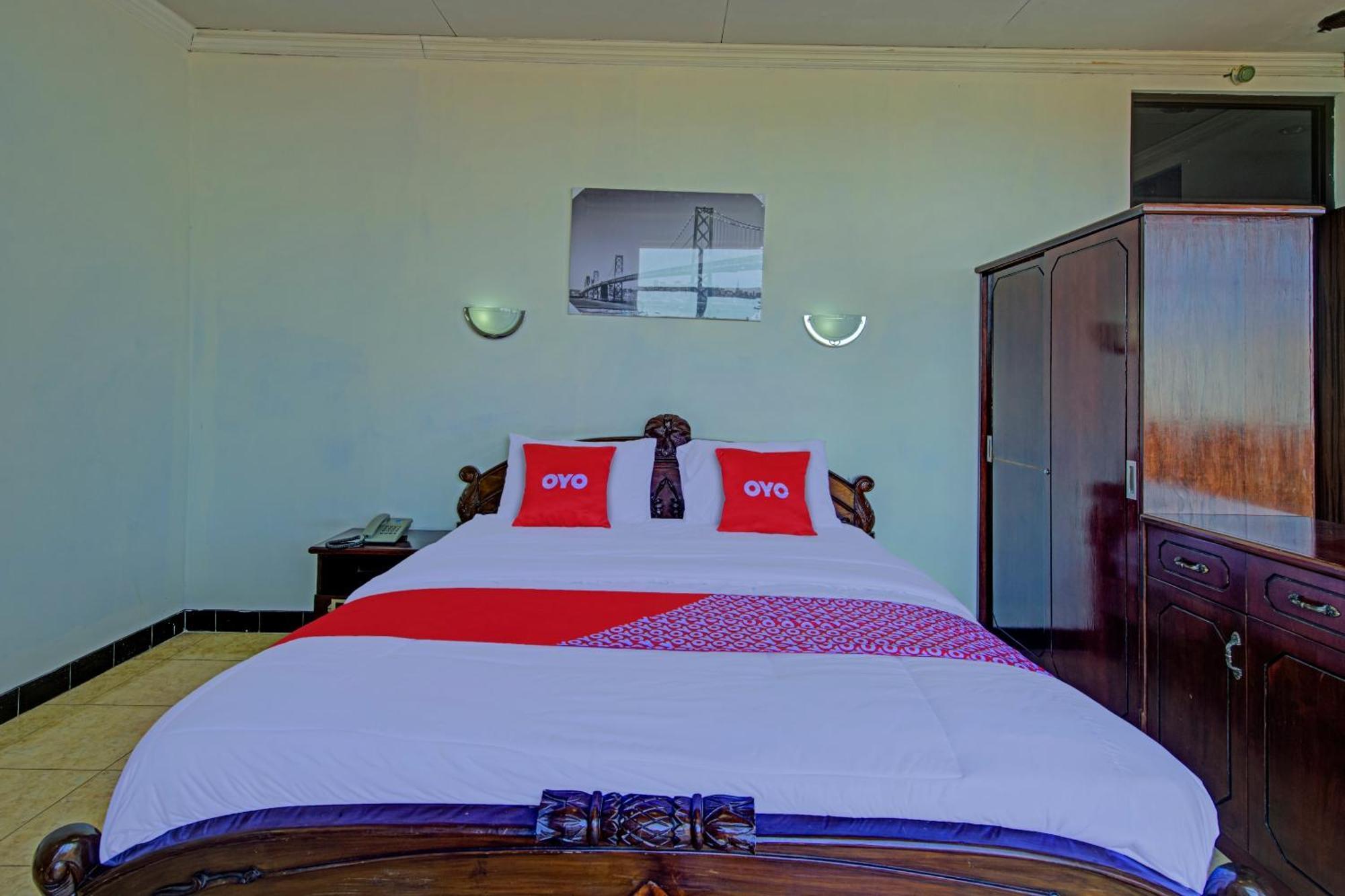 Oyo 3934 Istana Syariah Hotel 2*