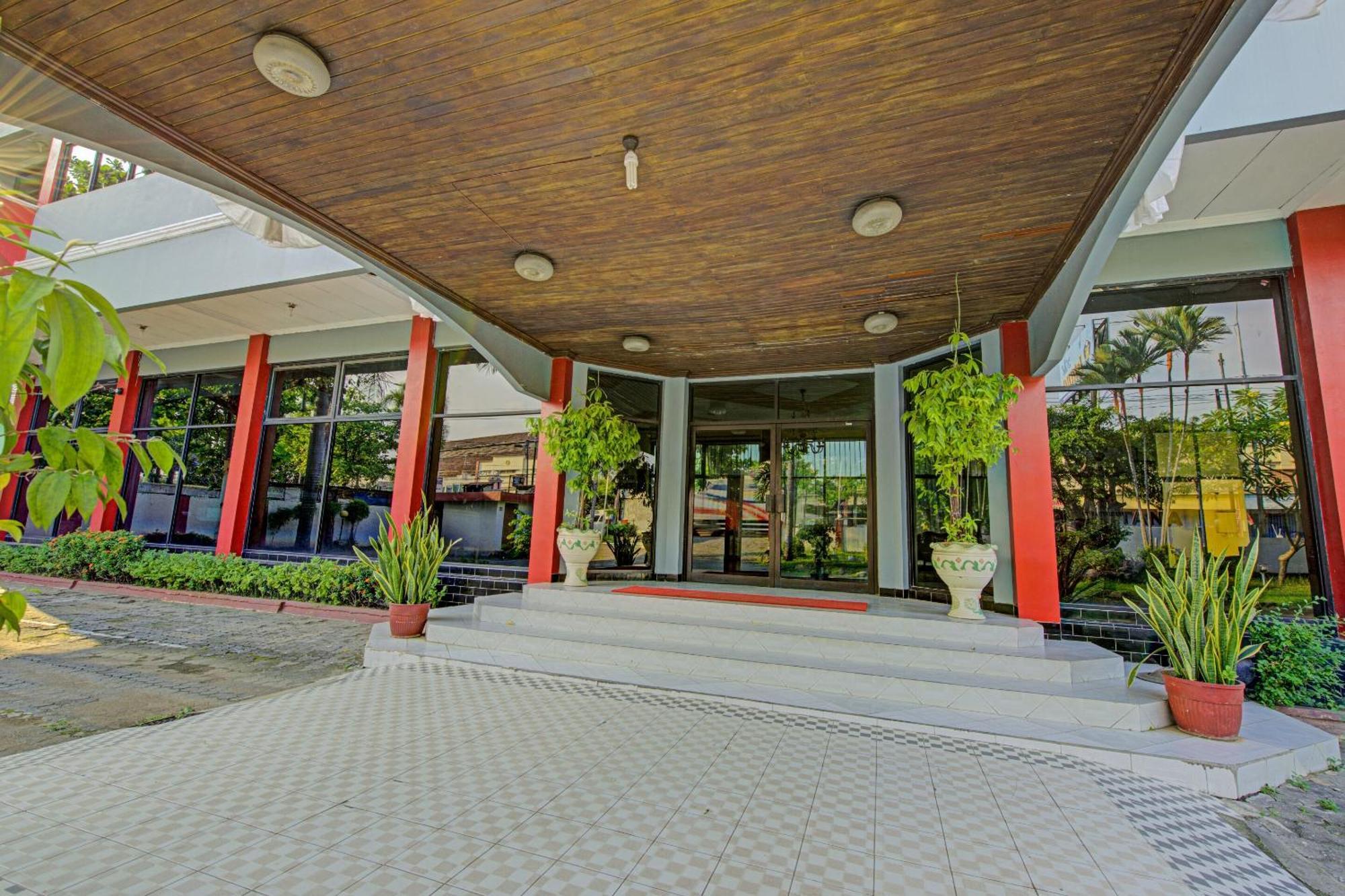 Oyo 3934 Istana Syariah Hotel Pekalongan